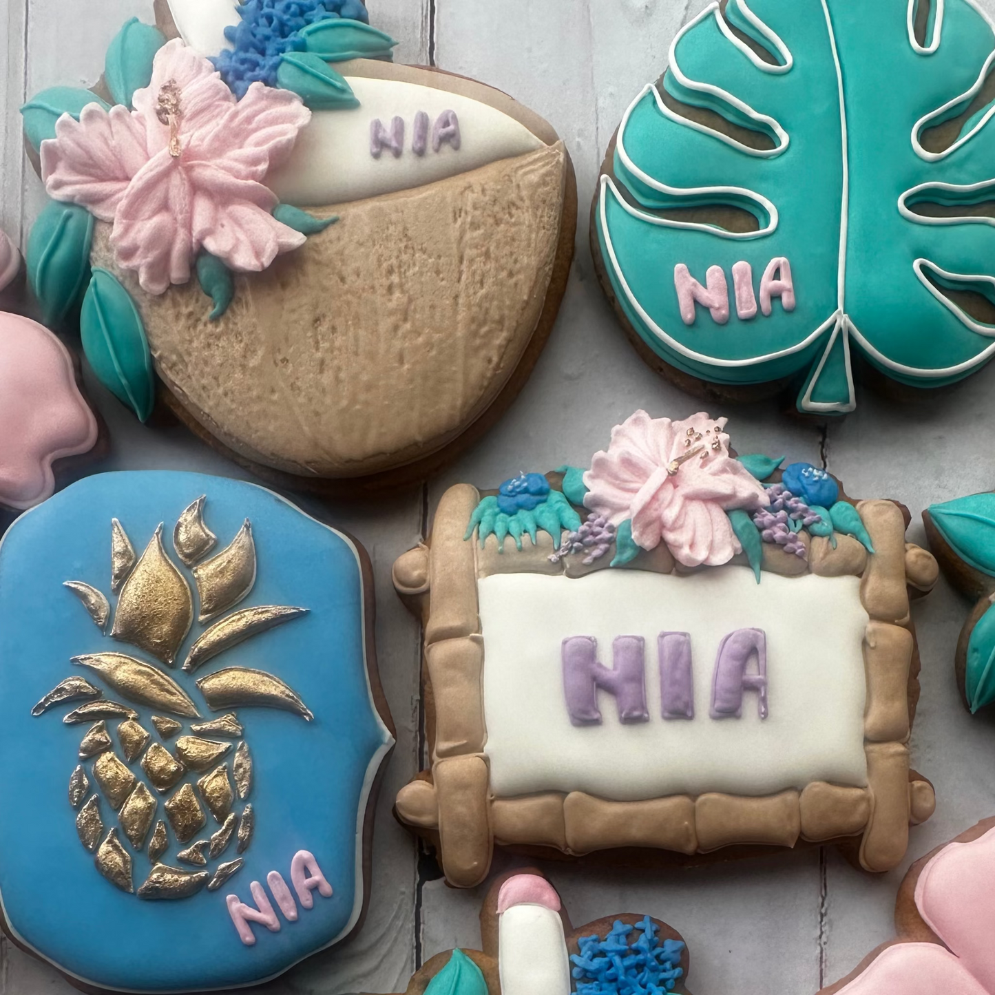 Personalized Tropical Luau Cookie Set 2 dozen (24 pcs)